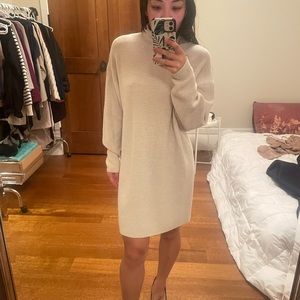 Cream Aritzia sweater dress oversized - Babaton Maclean